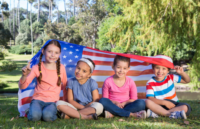 Falta de expectativa no Brasil leva pais brasileiros a buscar futuro para os filhos nos EUA