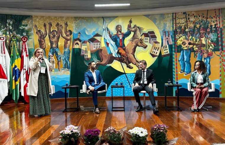 Sefaz participa de seminário nacional e anuncia evento sobre ouvidorias no estado